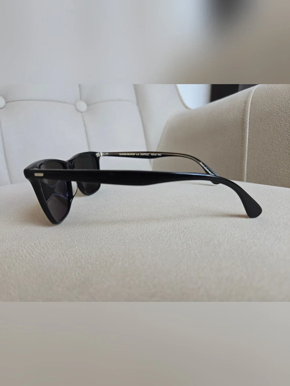 OLIVER PEOPLES Ollis Sun OV5437SU Black / Midnight Express Polarized 1005P2 54mm
